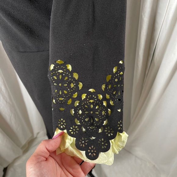 SHEIN Black Lace Detail Sheath Dress - Picture 4 of 12